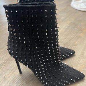 Steve Madden Women's Virtuous-S Spiked Embellished Stiletto Booties Size 5.5